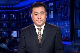 张宏民：主持《新闻联播》32年，60岁仍单身一人！未婚未育遭嘲讽图片