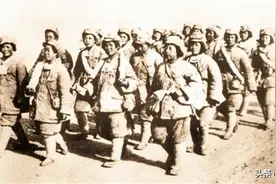临行前毛主席请王震看《红娘》无数女兵进新疆图片