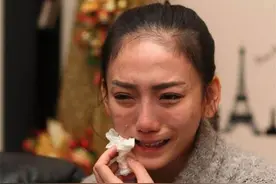 柬埔寨美女来中国打工，第一次发工资时哭了：我要回国！图片