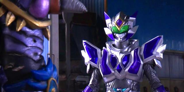 铠甲勇士：黑犀铠甲、金刚铠甲、酷雷伏铠甲。谁的防御力更高？