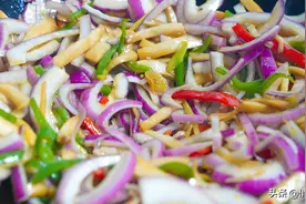 杏鲍菇加洋葱这样做真好吃，简单又营养，我家一周吃3次，真下饭图片