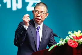 亚洲首富换人！竟然是卖矿泉水的他，身家远超马云图片