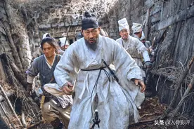 豆瓣评分8.3分，奈飞网剧《王国》第二季，六大谜团一一解开图片