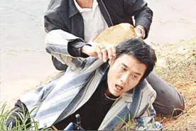 钓鱼戴头盔是什么梗？说到底就是套路而已，看懂可避坑图片