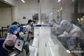 国门 | 守护春天，他们在国门前阻挡“寒流”——内蒙古呼和浩特出入境边防检查站战“疫”纪实图片