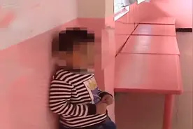 男童屁股被打血肿 爷爷跑幼儿园讨说法 幼儿园：监控坏了视频封面