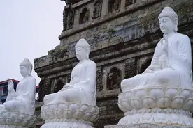 大部分烦恼都是自找的，越在意就越受伤图片