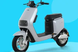 雅迪又推新国标电动车，配备48V24Ah锂电池，400W电机图片