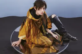 小鬼王琳凯多种风格独特闪耀，酷盖帅气满分，尽显春日的清爽气息图片