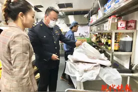 亭湖区市场监管局靠前服务“不断线”图片