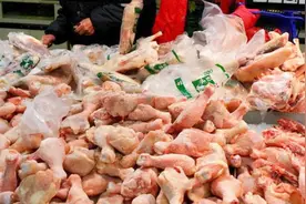 超市冷冻鸡腿的有“猫腻”，超市员工：记住3不买，建议看一看图片