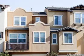 农村外墙“喷真石漆”很流行，为何有人开始后悔了？过来人这样说图片