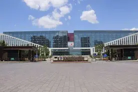 河南这一所大学，名气不高但实力不俗，学生毕业就包分配图片