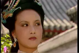 红楼梦：王熙凤为何会得血山崩？看一看她不化妆时的那张脸就懂了图片