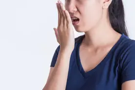 国产研发“电子口腔喷雾”，堪称液体口香糖！小长假出门不再尴尬图片