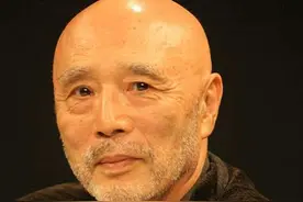 爱的战士也顶不住了，日媒报道虚渊玄的父亲，因感染新冠病逝图片