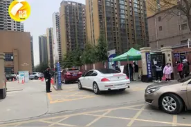 西安“陕U”车牌今日正式登场！排队车主：就是冲陕U来的！图片