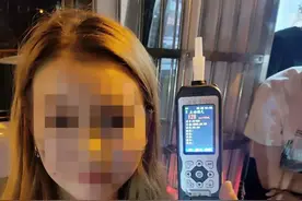 19岁女主播喝酒庆生，因无证醉驾凌晨被抓图片