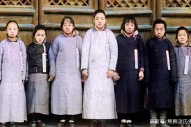 百年前宫女太监是何生活？裤子里边垫毛巾，宫女留着空气刘海图片