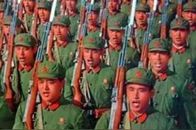 中国人民解放军65式军服的来龙去脉图片