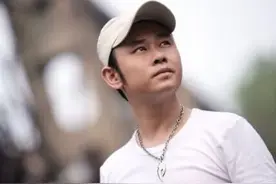 狠心杨娜：和刀郎奉子成婚，为何在生下女儿40天后一声不吭的离去图片