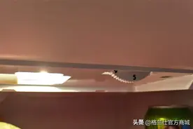 很多人都以为：夏季天气热，该把冰箱调低温度。其实错了图片