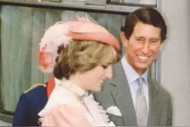 39年前，戴安娜挺着孕肚和查尔斯在海边戏水，短暂的爱情不堪一击图片
