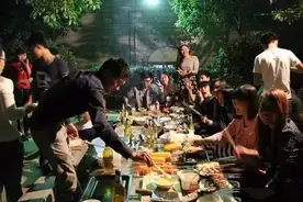 “九头鸟”湖北人喝起酒来，豪爽气势不输北方人！当地人：酒麻木图片