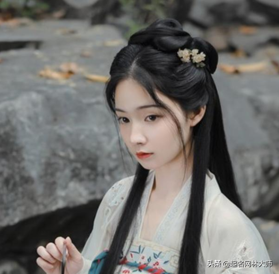 五行缺水的名字女孩（五行缺水怎么办51个补水女孩名）