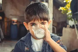 常温乳，复原乳，调制乳，乳饮料......哪个适合你？图片