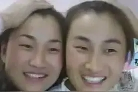 “爸！妈！你们在哪儿？”双胞胎姐妹包头寻亲，背后故事很心酸图片