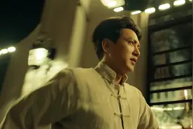 上映6天6连冠？“教员奔跑”让人热泪盈眶，这部新片凭什么这么牛图片