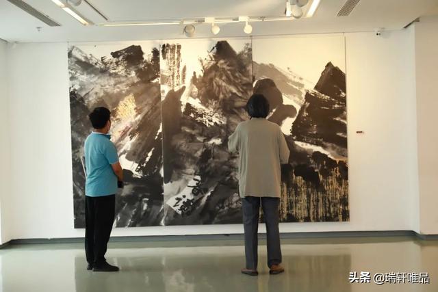 2021年鞠慧北京水墨展受到各界关注引起热烈反响