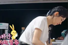 赵丽颖产后生活意外曝光，我却看到了万千妈妈的艰辛图片