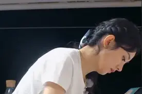 赵丽颖产后生活意外曝光，我却看到了万千妈妈的艰辛图片