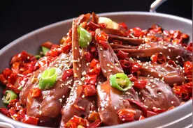 干锅鸭头（附奇香干锅辣鸭头与五香鸭头制作工艺）图片