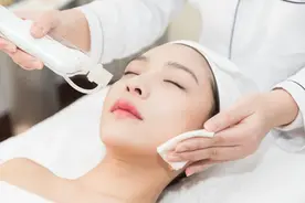 为什么打完水光针，脸又干又黑？图片