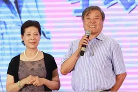 女强男弱惨遭家暴的关牧村，离婚独居，后遇良人才找到自己的幸福图片