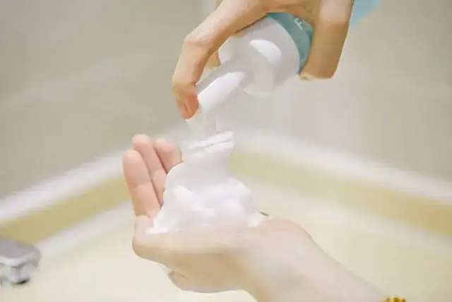 涓嶅埌鐧惧厓鐨勬皑鍩洪吀娲楅潰濂讹紝鑷甫娲侀潰鍒峰ご锛岀毊鑲よ秺娲楄秺婊戞簻