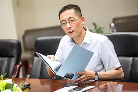 施一公：我35岁成为普林斯顿大学终身教授，你们有谁能像我这样图片