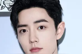 肖战发“囤货”自拍，“肖战体”出现人传人现象，太奇妙了图片