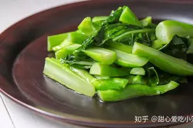 广东人的饭桌上，没有青菜，再华丽的大餐也算是白吃了图片