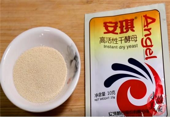  小苏打，食用碱，泡打粉，酵母粉的区别和用途，学会你也是大厨