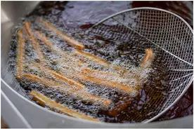 一瓶开封的食用油能够存放多久？关于家庭食用油的4个真相！图片