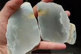 木那翡翠做的这个高冰佛怎么这么可爱？原来叫宝宝佛图片