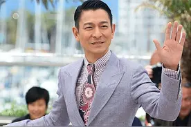 60岁刘德华做到身材相貌“冻龄”！靠的是戒冷饮30年，晚7点禁食图片