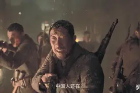 我心情复杂地写下了这篇文章：《八佰》到底凭什么这么火？图片