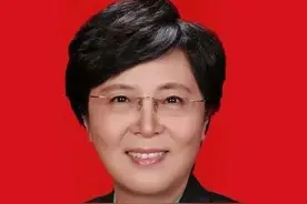 你不能错过的三位军中女神图片