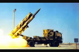 中国两款火箭炮打400公里，射程世界第一，为何我军坚决不装备？图片