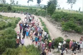 柬埔寨土地纠纷爆发警民冲突，警方连开22枪图片
